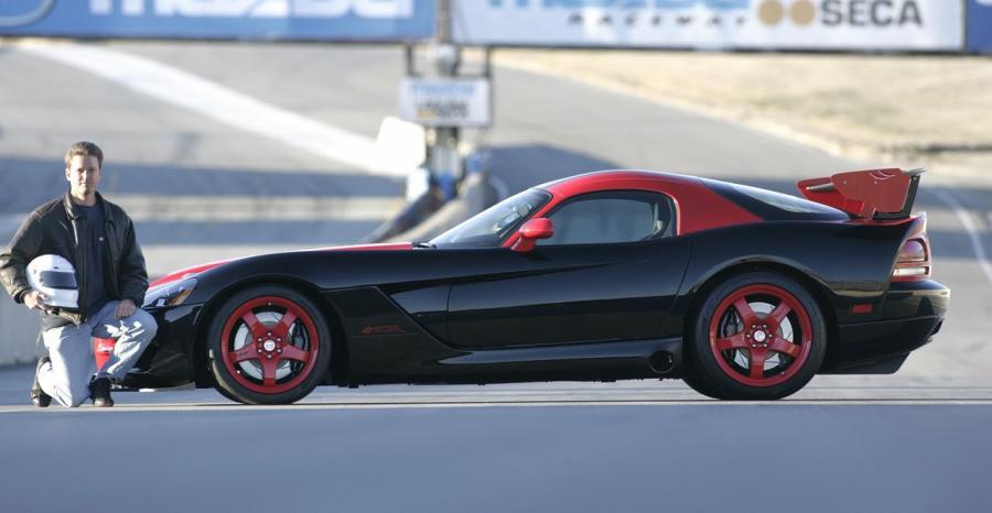  Dodge Viper SRT10 ACR 1:33 Edition (ZB II) 2010 года  (фото 18 из 25)